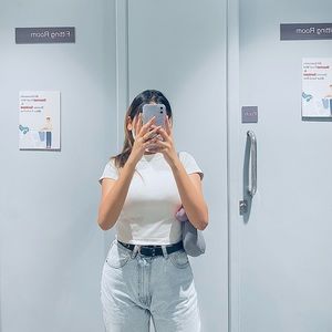 Meet your Posher, Ronly